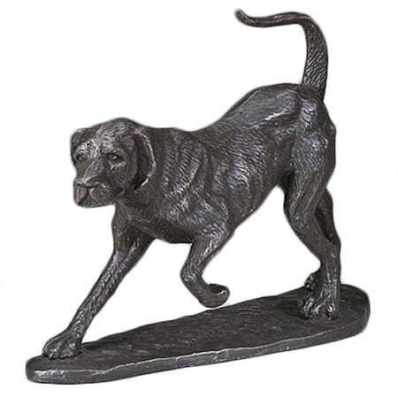 pointer garden statue